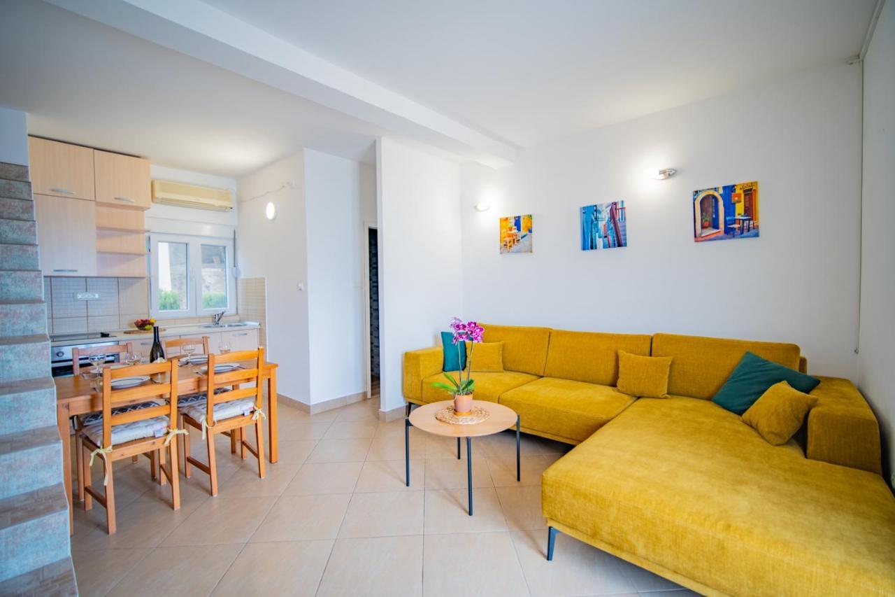 Apartments Novo Mulo Tivat Bagian luar foto